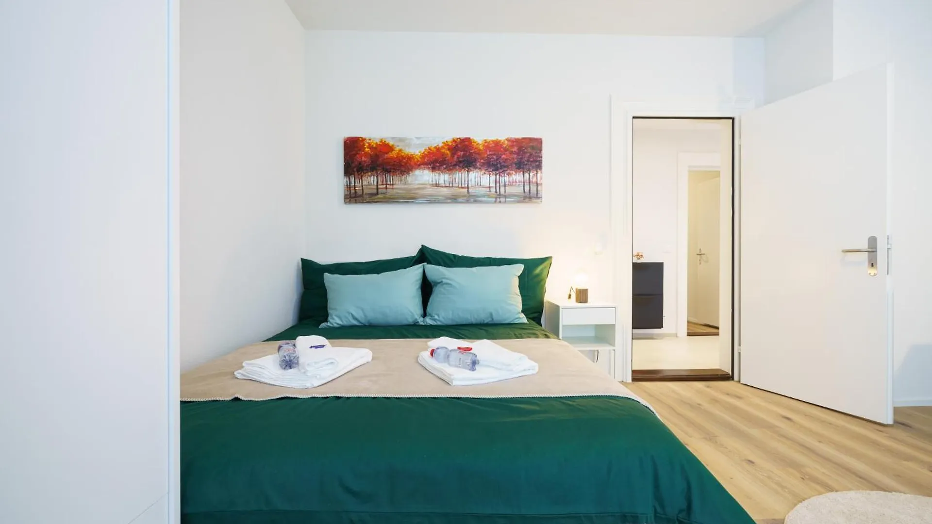 Design-Apartment - Central - Kitchen - Self Check-In Basel